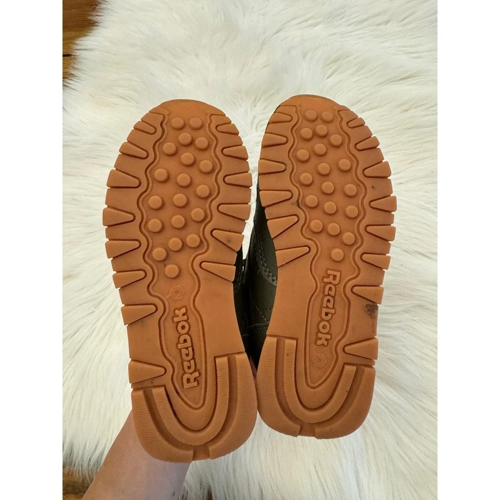 Reebok green sneakers size‎ 11 GUC